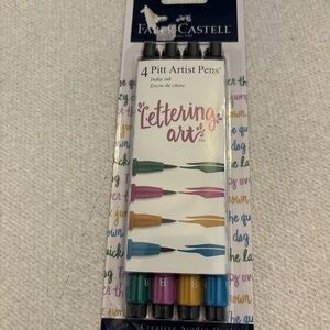 Dark:Faber-Castell Pitt Brush Artist Pens Set
